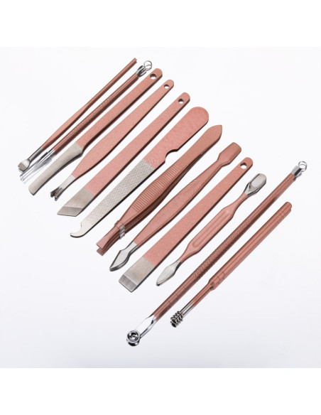 Set of 18 cosmetic accessories for manicures, pedicures and facial treatments CC021