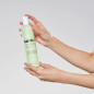 MILK_SHAKE Plaukus tankinantis šampūnas Energizing Blend 300 ml