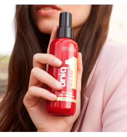 REVLON Uniq One plaukų priežiūros rinkinys: regeneruojamoji priemonė 150 ml + šampūnas 100 ml