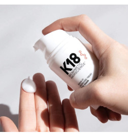K18
2
Atstatomoji plaukų kaukė Leave-In Molecular Repair Mask 50 ml
