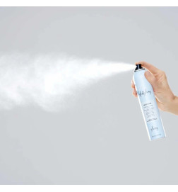 Milk Shake Blizgesio ir minkštumo suteikiantis plaukų purškiklis Lifestyling Let It Shine 200 m