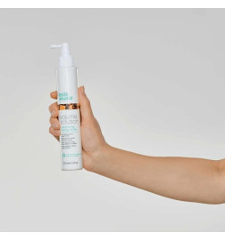 Milk Shake Apimtį didinantis purškiklis plaukams Volume Solution 175 ml