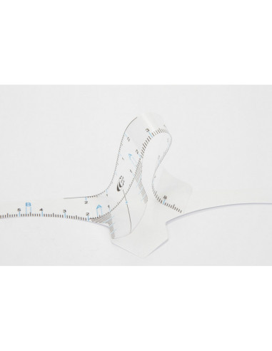 CC BROW
Disposable eyebrow ruler sticker